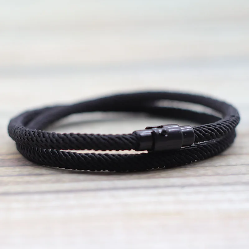 Bracelet noir
