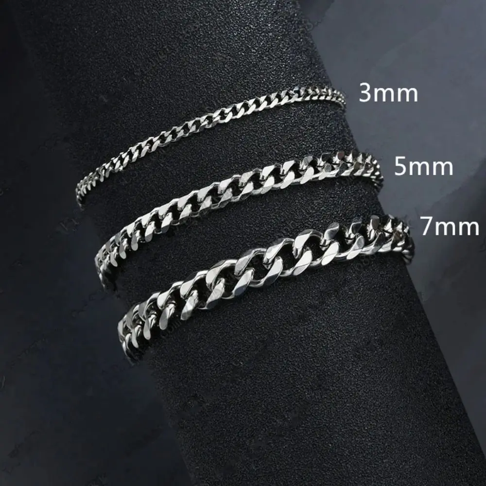 Bracelets noirs