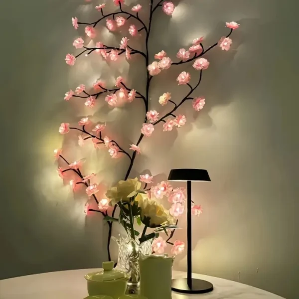 Branche lumineuse au-dessus d'une table