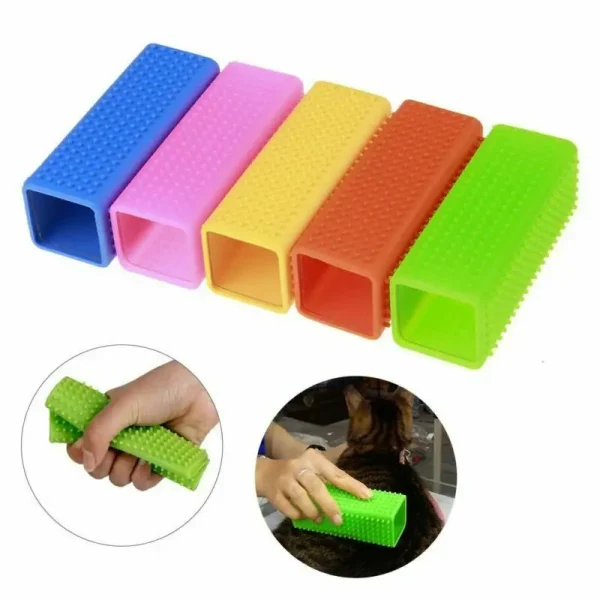 Brosse ramasse-poils en silicone