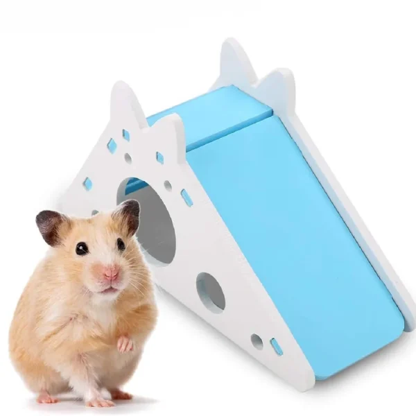 Cachette-toboggan pour hamster