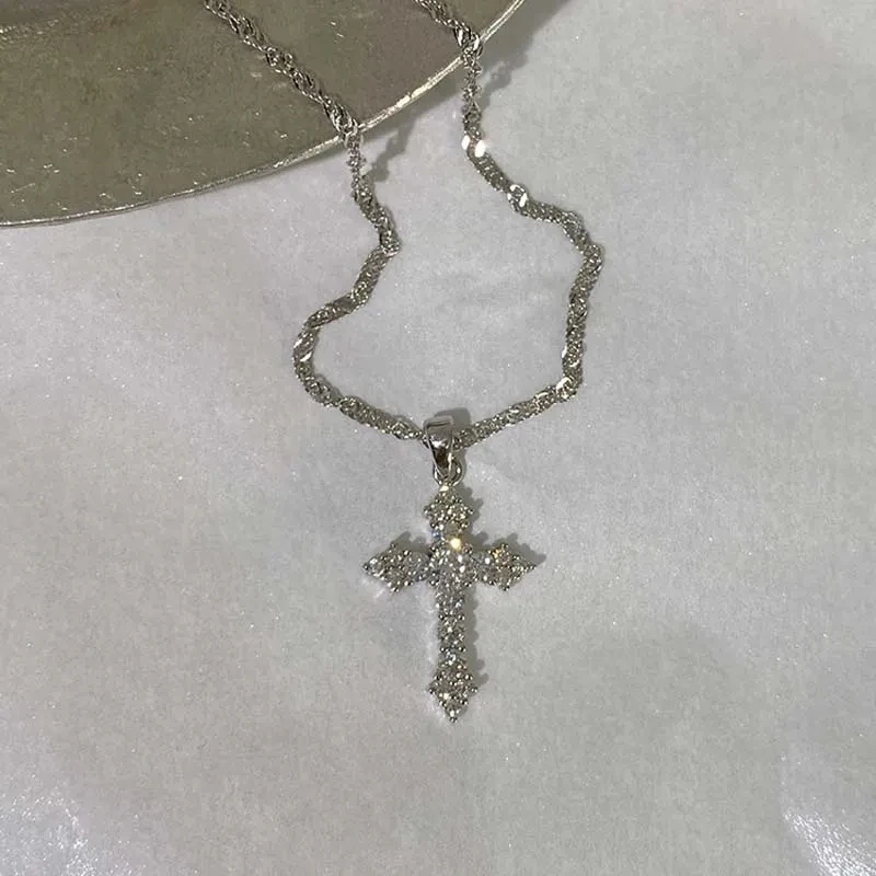Croix portée