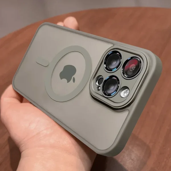 Coque magnétique translucide grise
