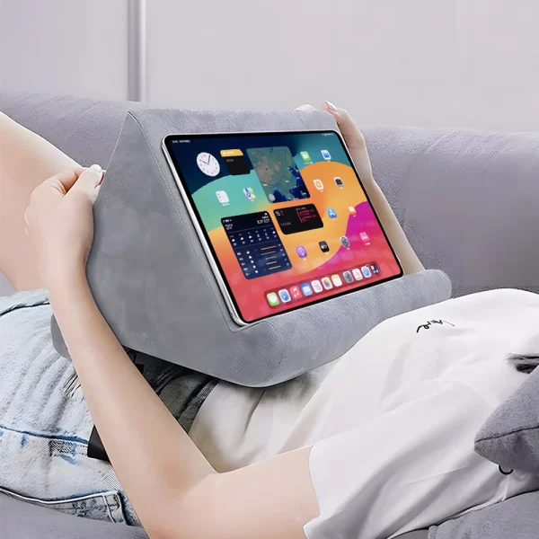 Coussin support triangulaire pour tablette