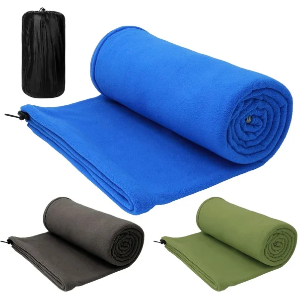 Drap de sac de couchage en polaire zippé