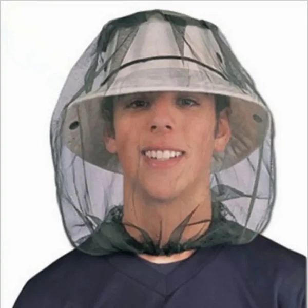 Porté sur un chapeau