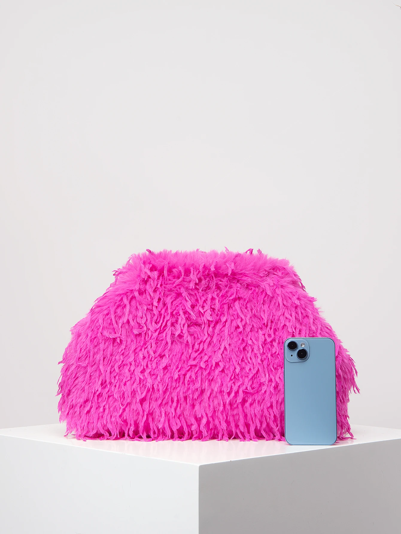Pochette et téléphone