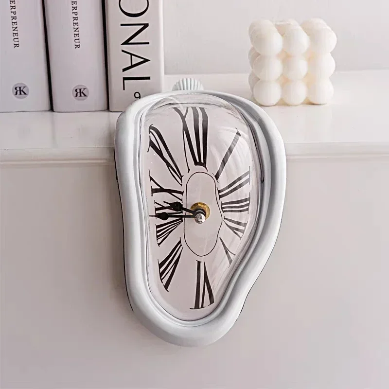 Horloge blanche