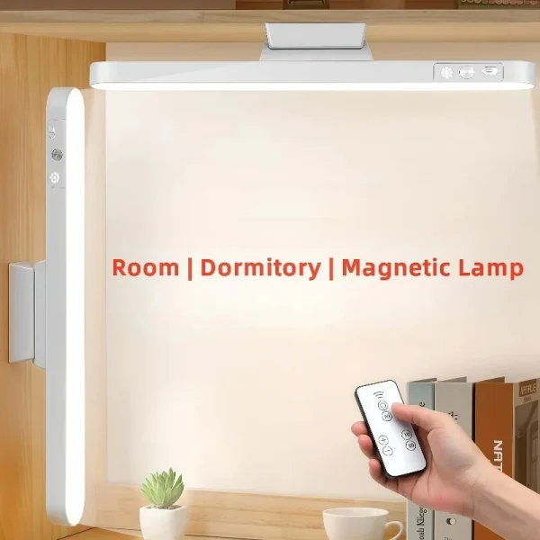 Lampe aimantée au-dessus d'un bureau et à la verticale