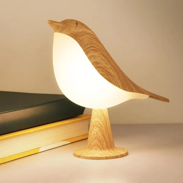 Lampe oiseau effet bois allumée