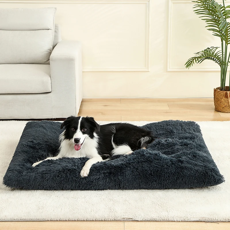 Matelas gris foncé