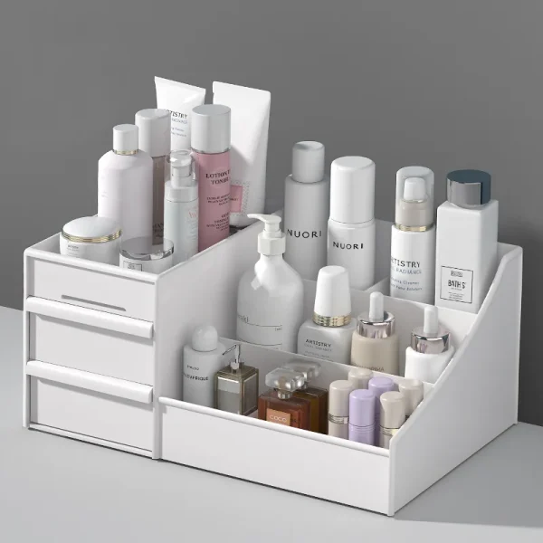 Organiseur garni de produits