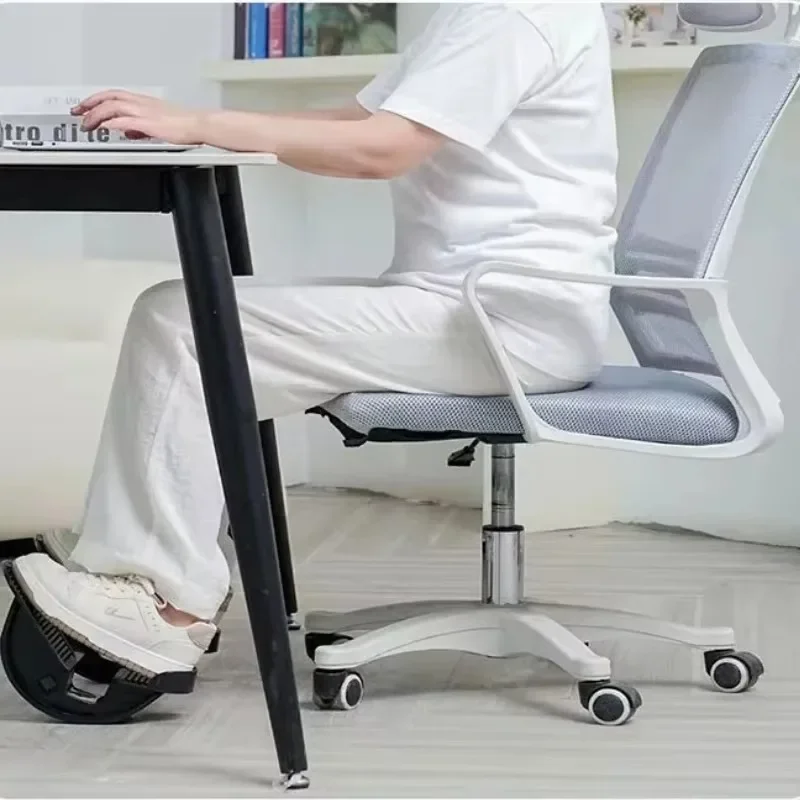 Étirement au bureau