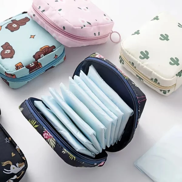 Pochette zippée pour protections hygiéniques, 12 cm