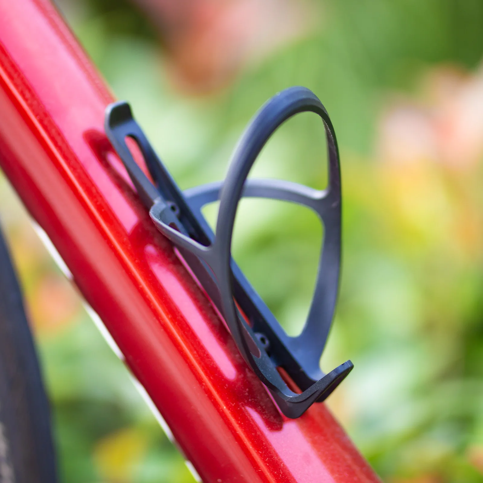 Sur un cadre rouge