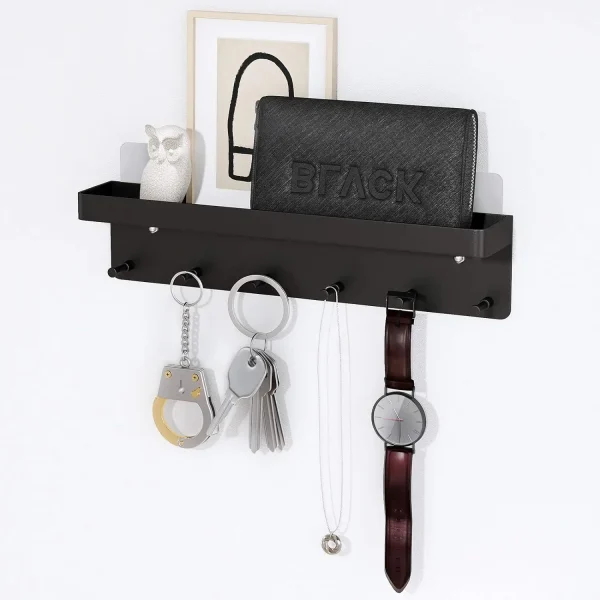 Porte-clés avec clés, montre et portefeuille