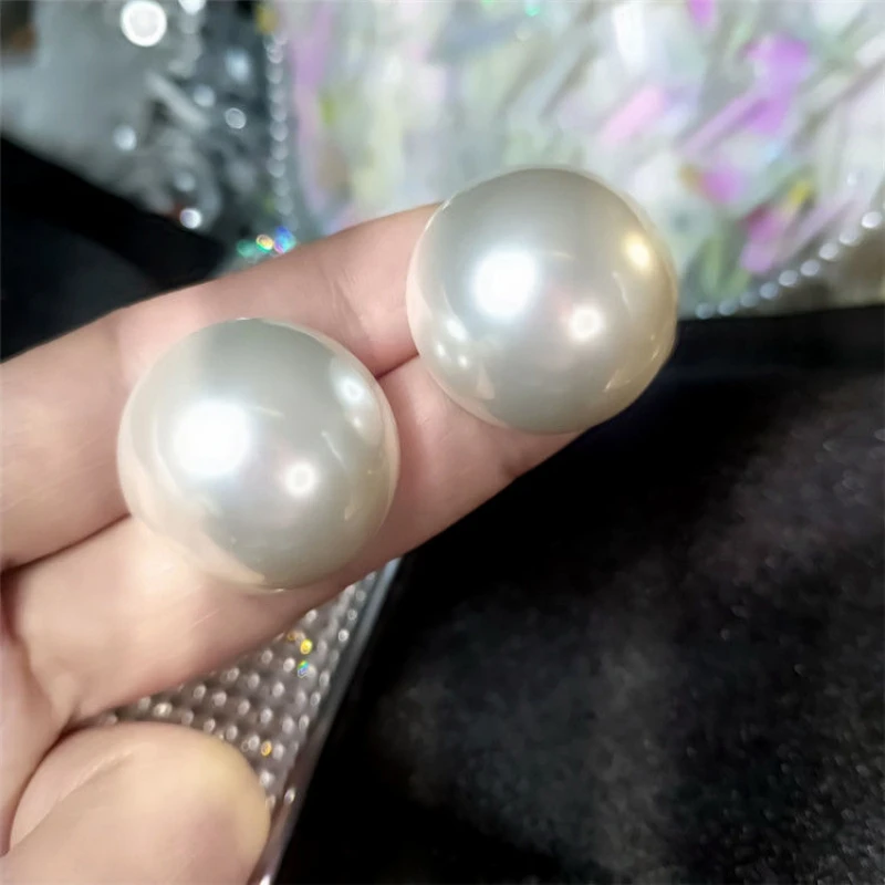 Perles en main