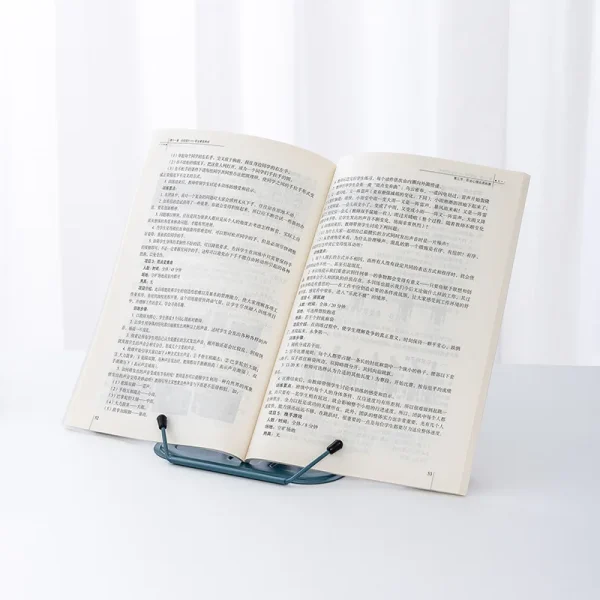 Avec un livre