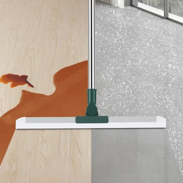 Raclage d'un liquide renversé