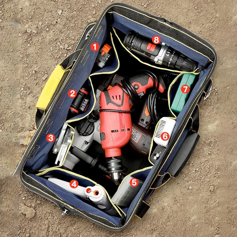 Outils rangés dans le sac