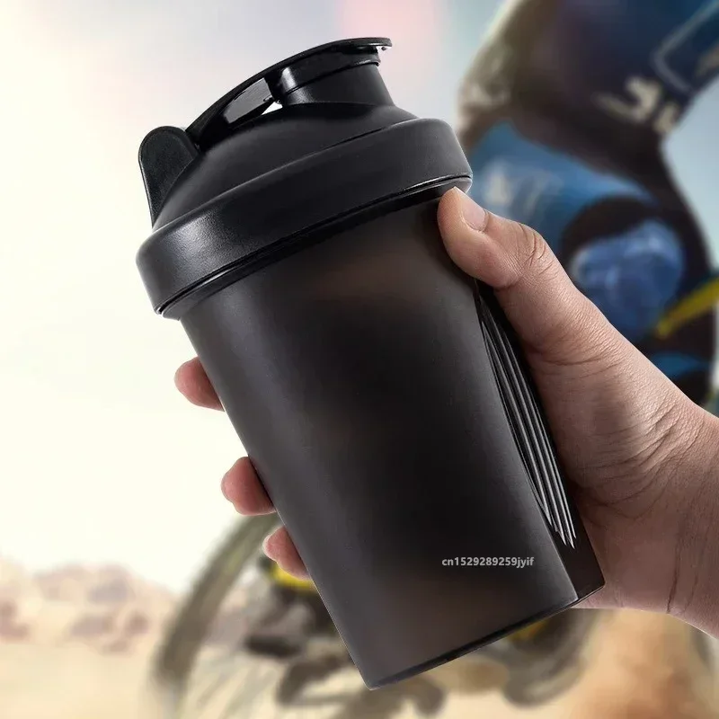 Shaker en main