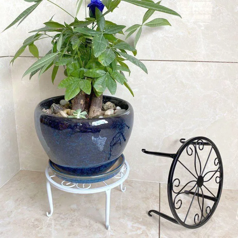 Support blanc avec pot bleu
