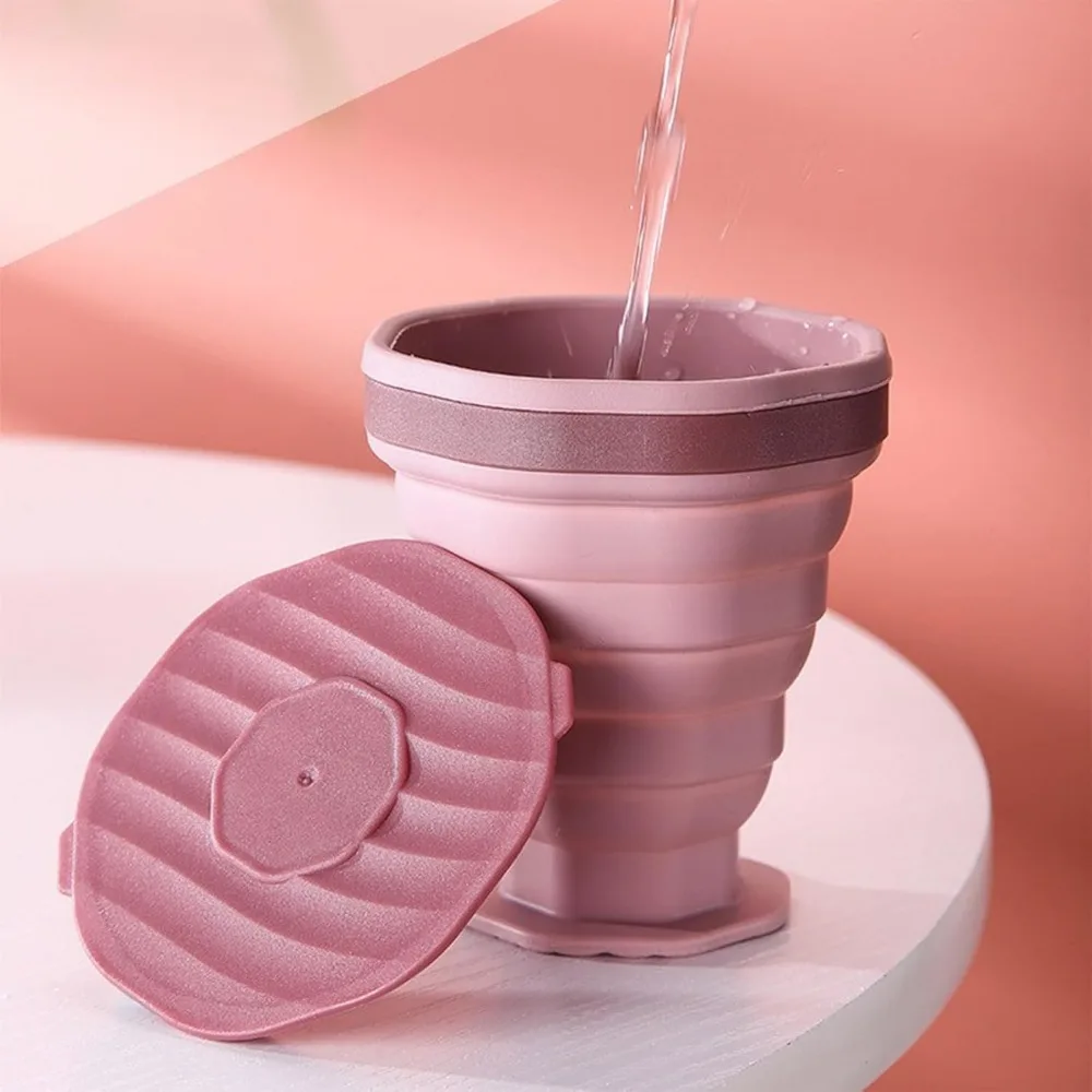 Tasse rose dépliée
