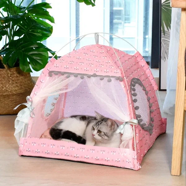 Tente fleurie pour chat à voilage