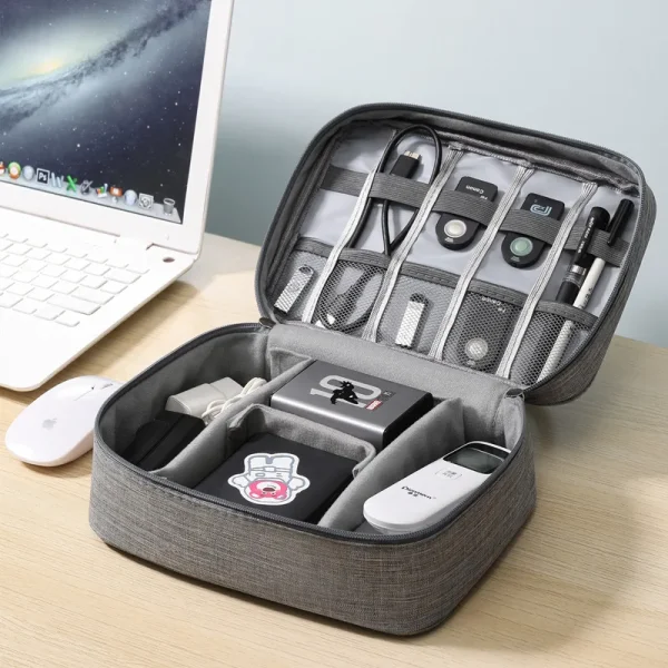 Trousse de voyage pour accessoires électroniques