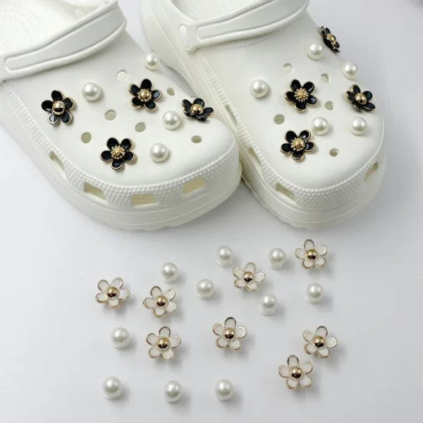 Breloques de sabots marguerites et perles