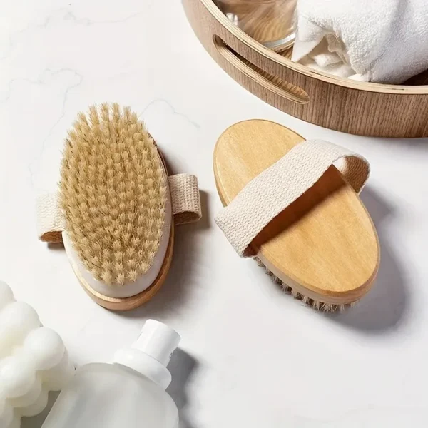 Brosse de bain en poils naturels, sangle de main : détail