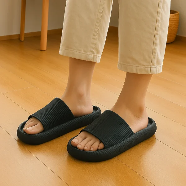 Claquettes nuage à semelle épaisse 4 cm : détail