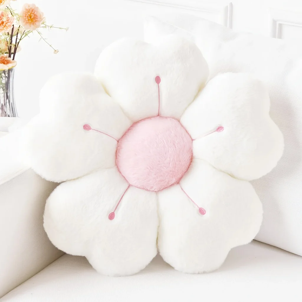 Coussin fleur marguerite en peluche : détail