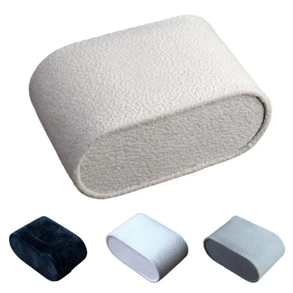 Coussin pour montre en velours