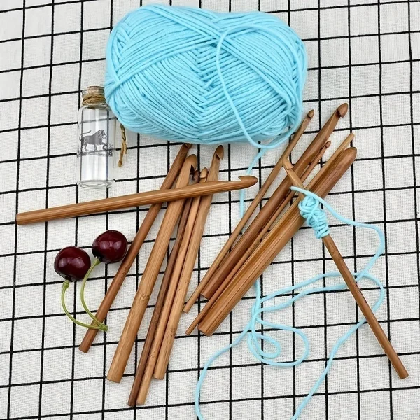Crochets en bambou, lot de 12 : détail