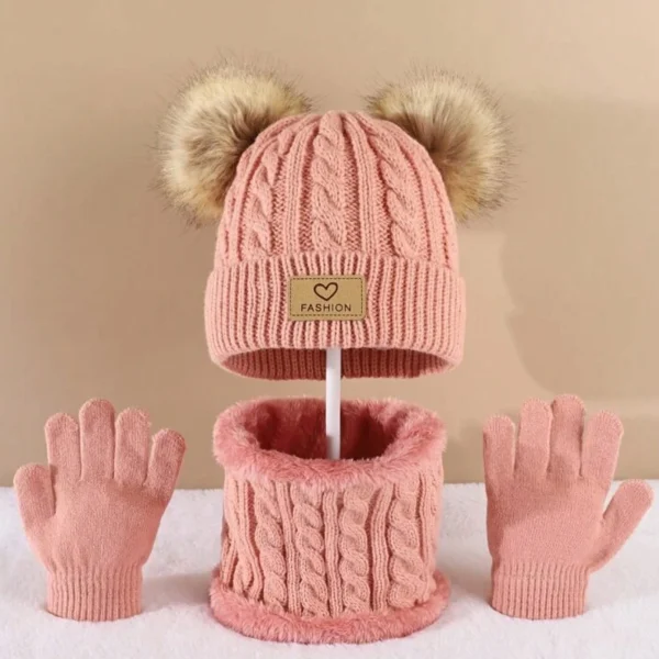 Ensemble bonnet, snood et gants enfant