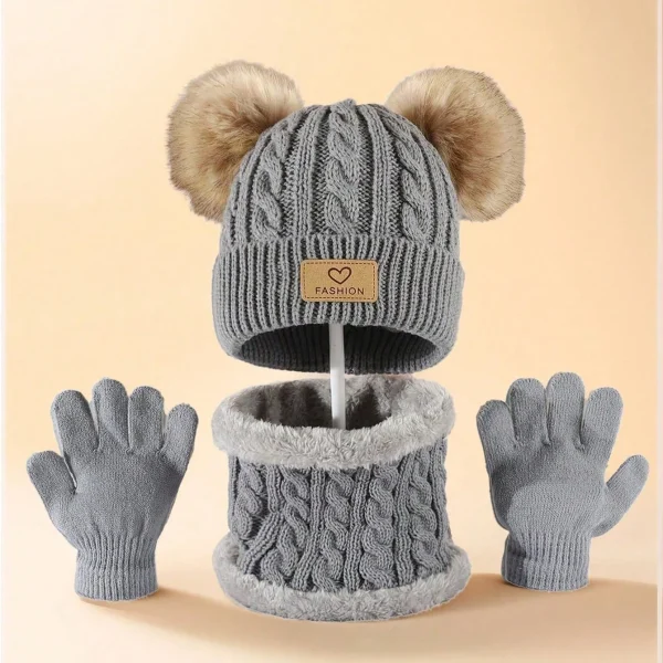 Ensemble bonnet, snood et gants enfant : détail