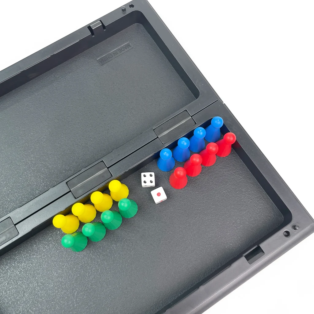Jeu des petits chevaux magnétique : détail