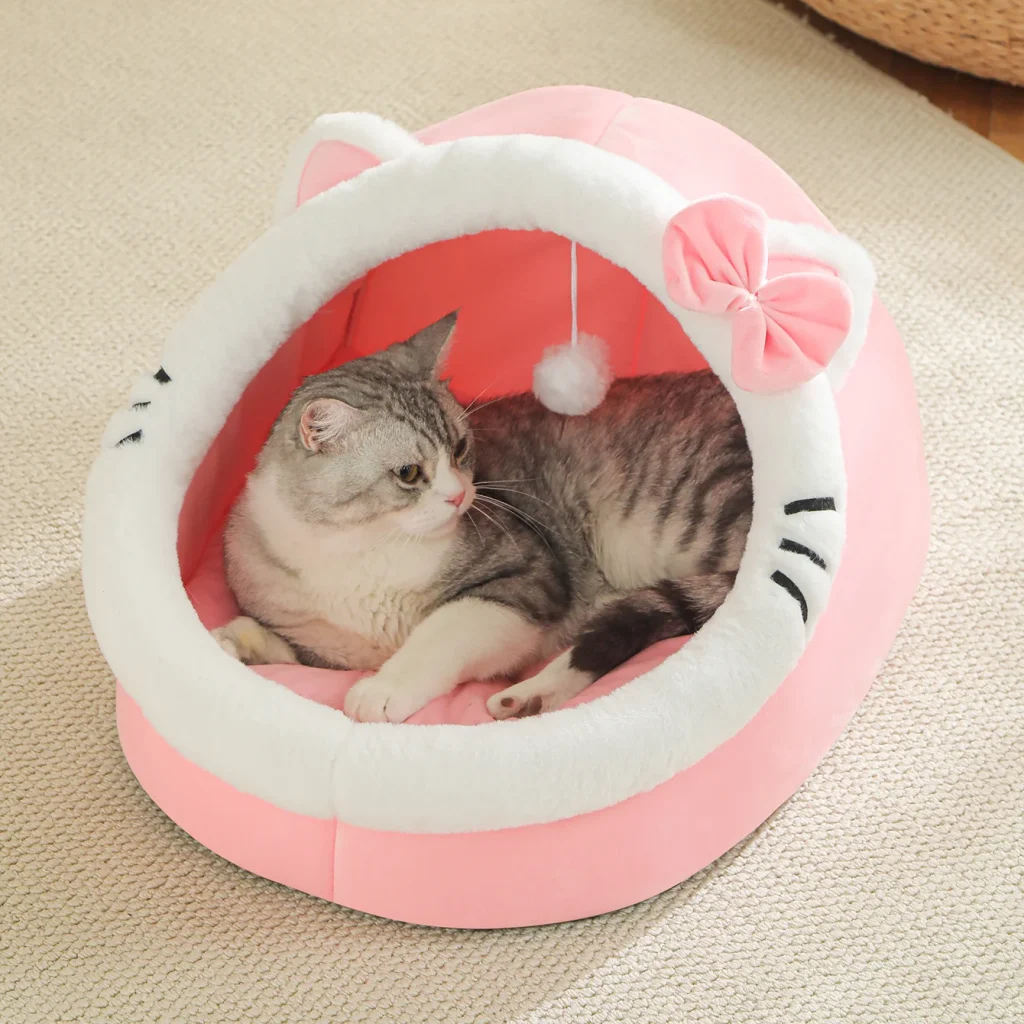 Niche douillette tête de chat avec pompon : détail