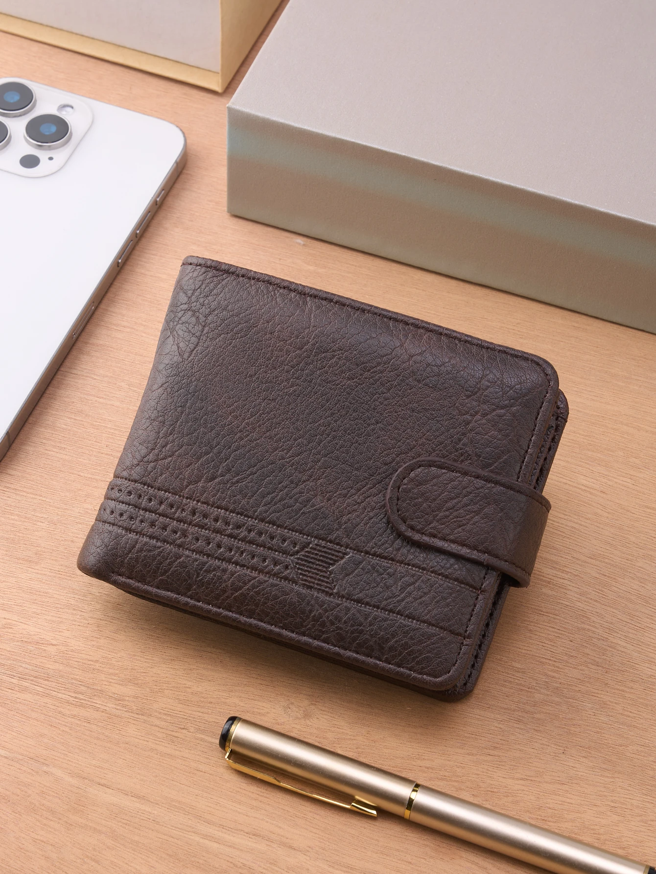 Portefeuille à rabat zippé en cuir synthétique