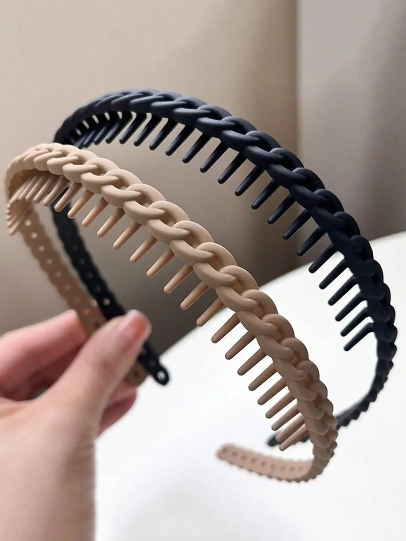 Serre-tête à dents, effet tressé