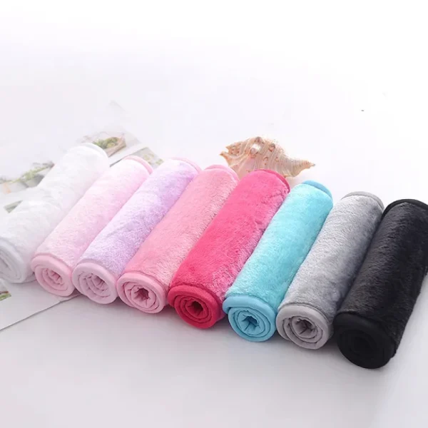 Serviette démaquillante en microfibre