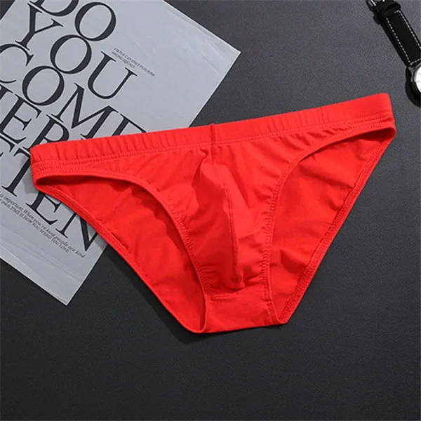 Slip en coton fin, coupe basse