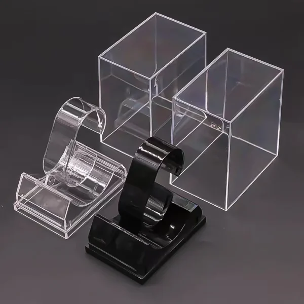 Vitrine transparente pour une montre
